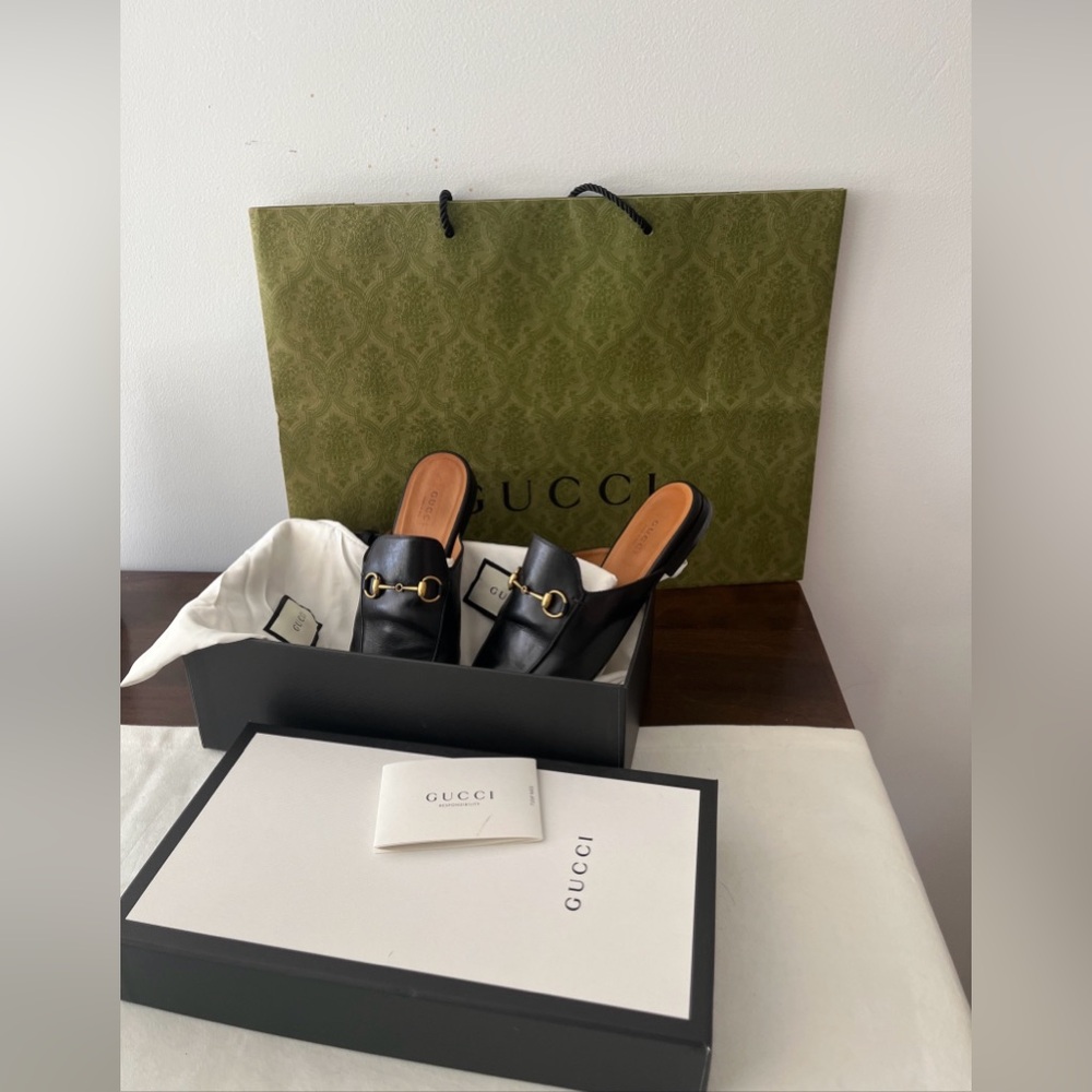 Women’s Gucci Princeton Leather Slipper Sz 38